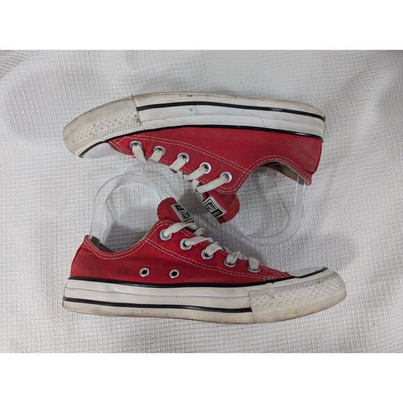 CONVERSE! ALL STAR CLASSIC, RUBY RED CANVAS, WHITE RUBBER SNEAKERS! SZ W-6, M-4 - Picture 6 of 8